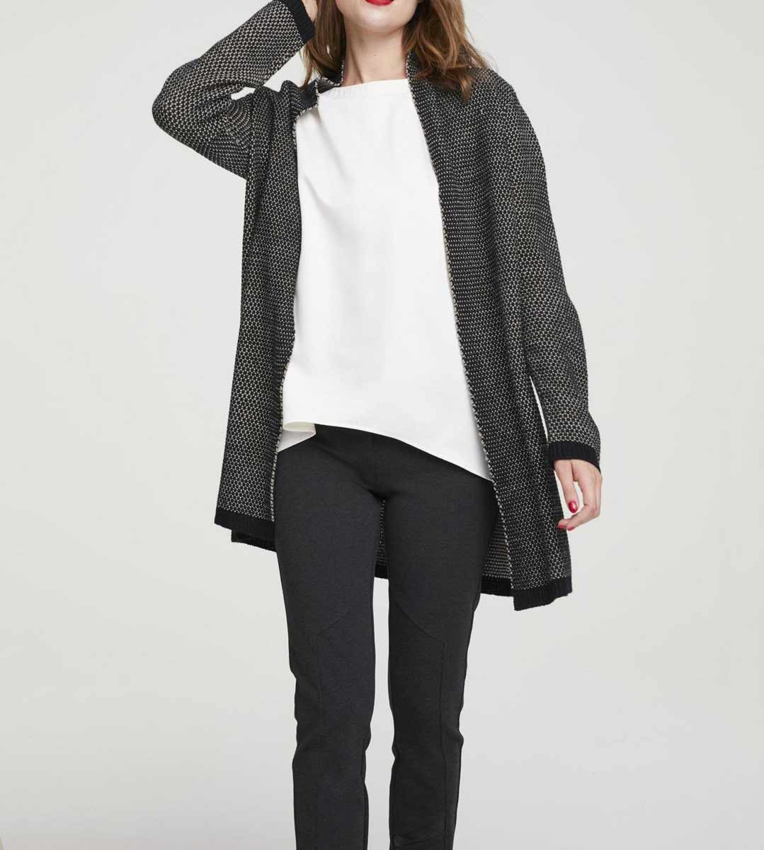 HEINE Damen Longstrickjacke mit Gürtel, schwarz-offwhite
