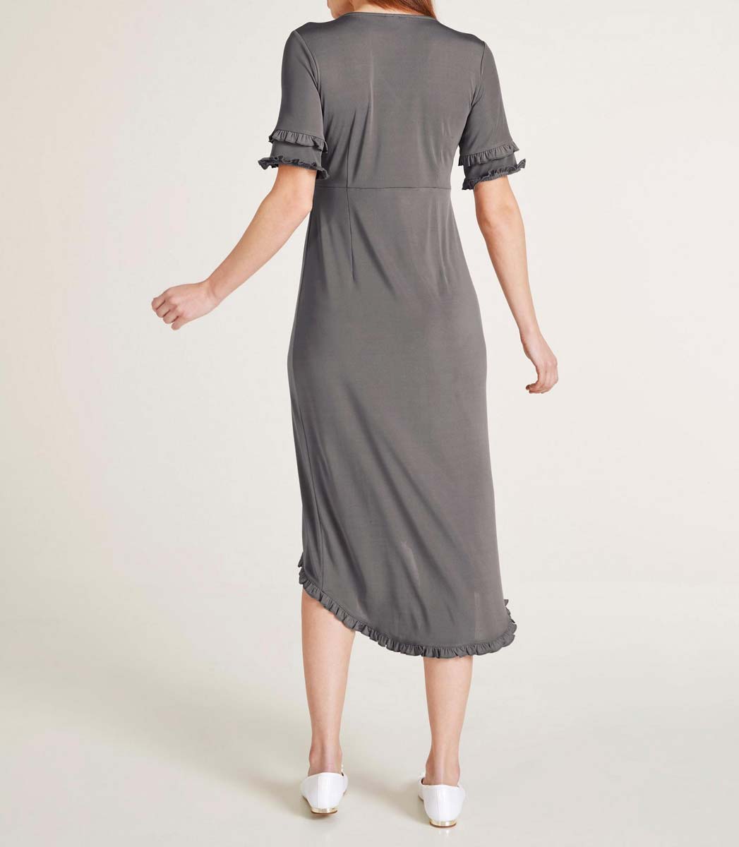 Heine Damen Wickelkleid mit Rüschen, grau